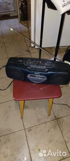 Продаётся радиомагнитофон