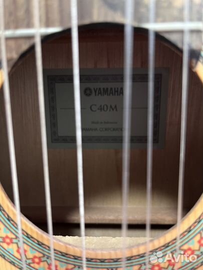 Гитара yamaha c40м