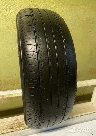 Yokohama dB Decibel E70 215/60 R16 V