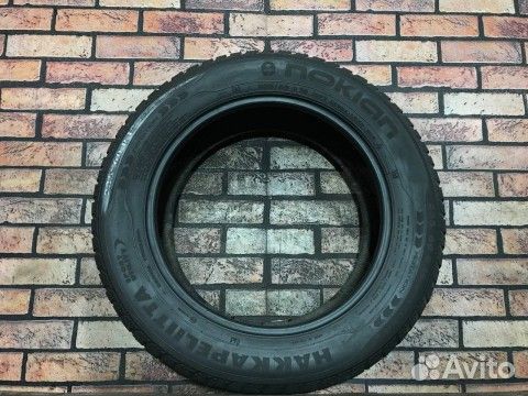 Nokian Tyres Hakkapeliitta SUV 235/60 R18 107T