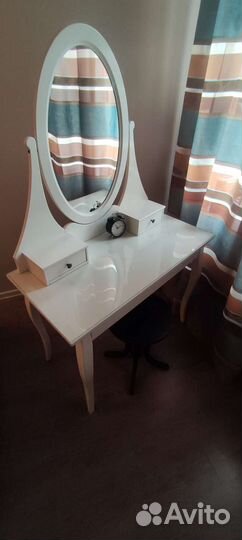 Туалетный столик с зеркалом IKEA