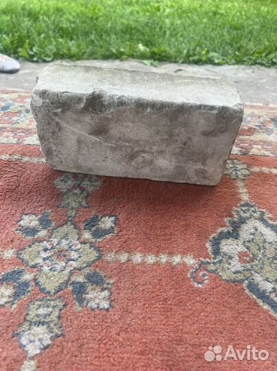 Кирпич белый