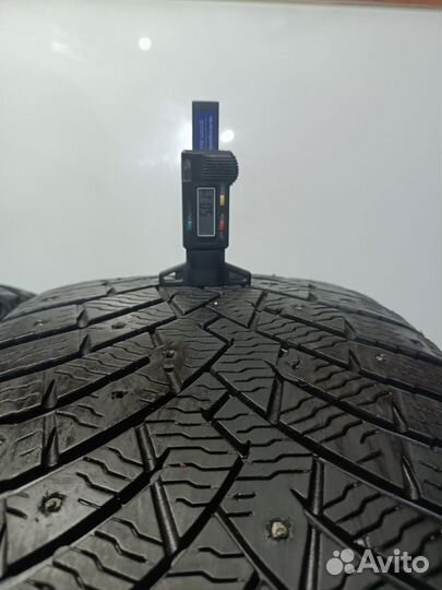 Pirelli Scorpion Ice Zero 2 275/50 R20