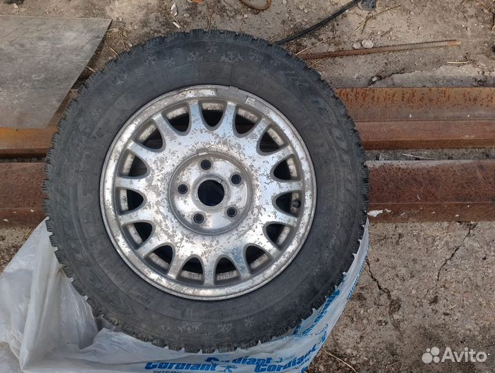 R15 Cordiant Sno-Max 205/65, PCD 5x114.3 DIA 60