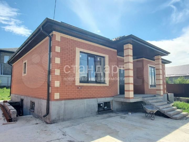 Дом 148 м² на участке 6 сот.