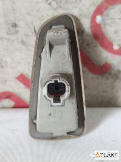 Повторитель в крыло правое hyundai grand starex