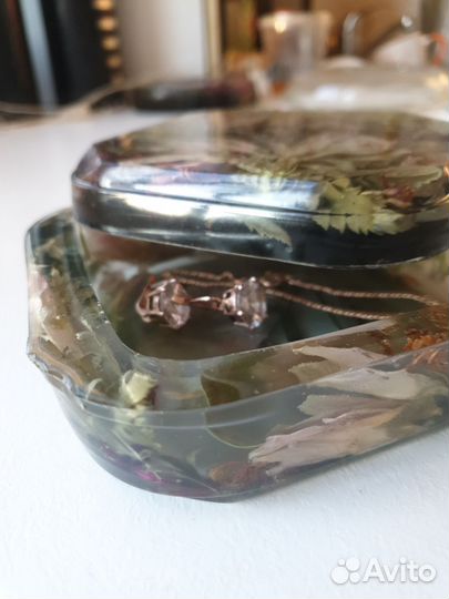 Шкатулка для ювелирных украшений