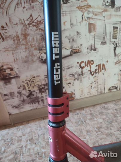 Трюковой самокат Tech team Comrade