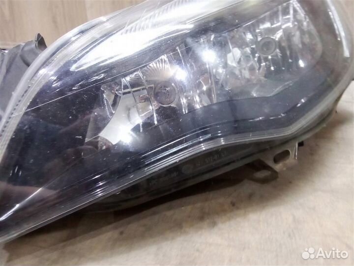 Фара левая от Opel Astra J 2010