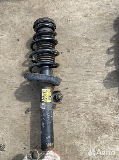 Амортизатор передний правый opel astra J GTC