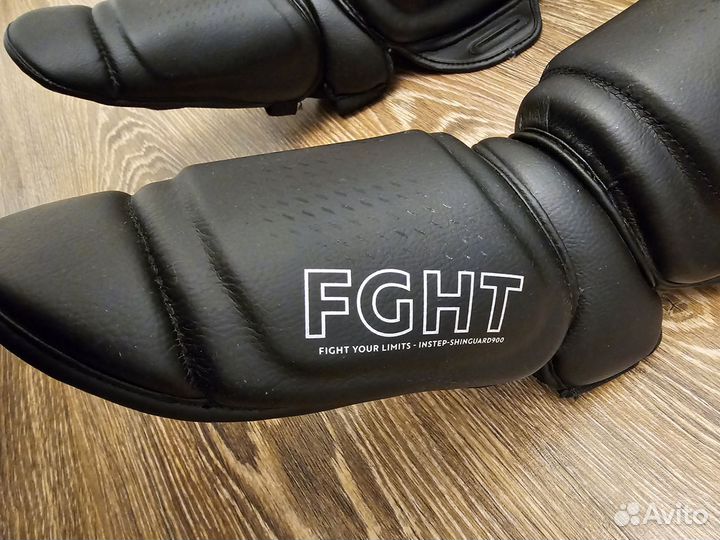 Защита для ног единоборства