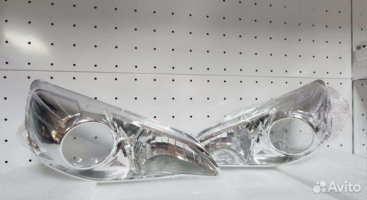 Отражатели фар Ford Focus 3