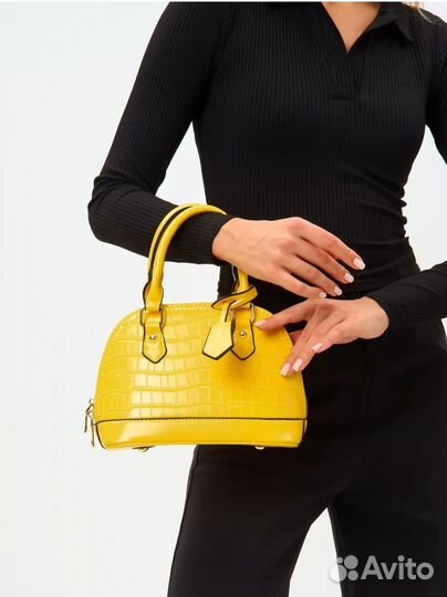 Сумка женская через плечо боулер