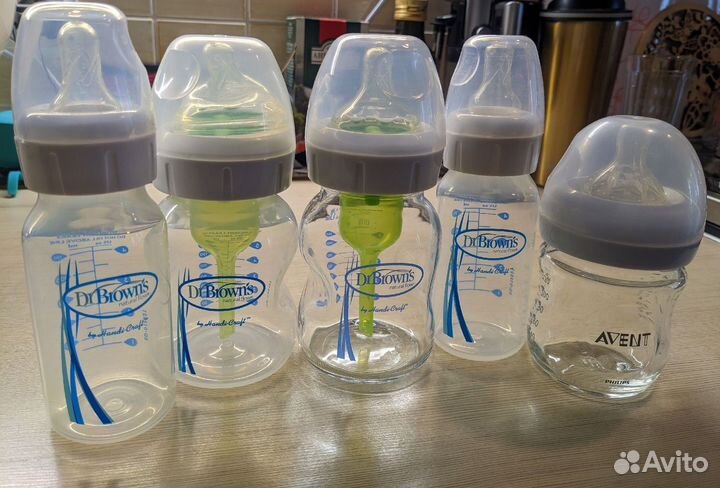 Бутылочки для кормления стекло и пластик