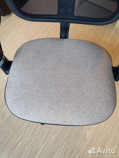 Компьютерный стул