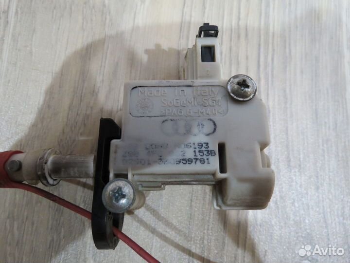 Активатор лючка бензобака Audi A6 Allroad