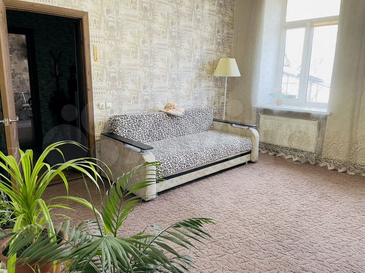 2-к. квартира, 63,4 м², 1/2 эт.