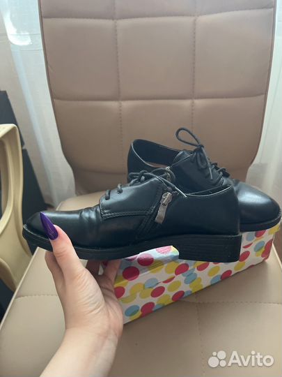Полуботинки женские 35 размер