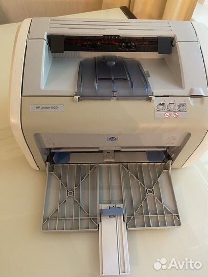 Принтер HP LaserJet 1020