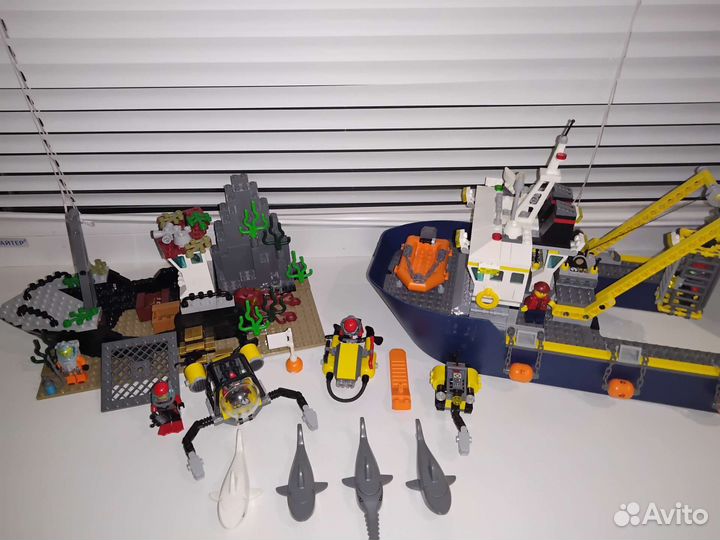 Lego city 60095 Deep Sea Exploration Vessel