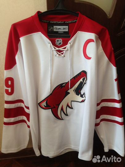 Хоккейные свитера