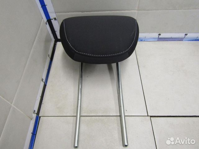 Подголовник Focus III 2011