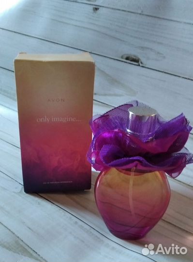 Туалетная и парфюмерная вода для женщин от avon