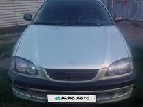 Toyota Avensis 1.6 MT, 1998, 350 000 км, с пробегом, цена 180 000 руб.