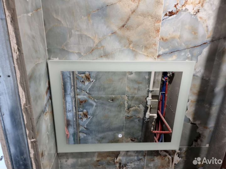 Зеркало с подсветкой для ванной