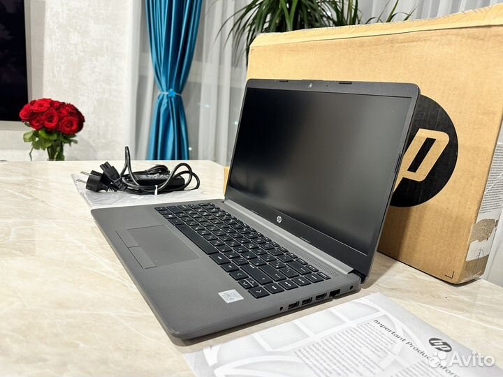 Новый ноутбук hp Core i5 10-th Gen 8Gb 256Gb