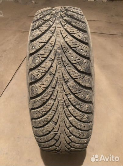 Goodyear UltraGrip 500 195/65 R15