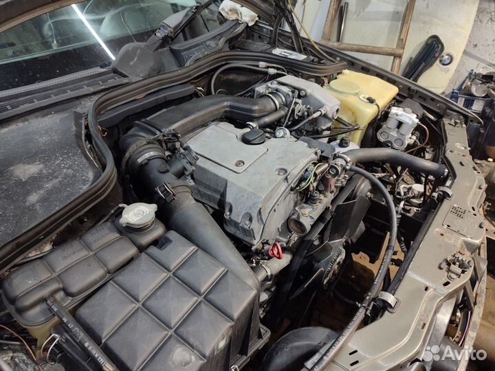 Двигатель Mercedes m111. 961 2.2