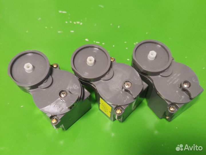 Модуль вращающейся щётки Roomba 800/700/600