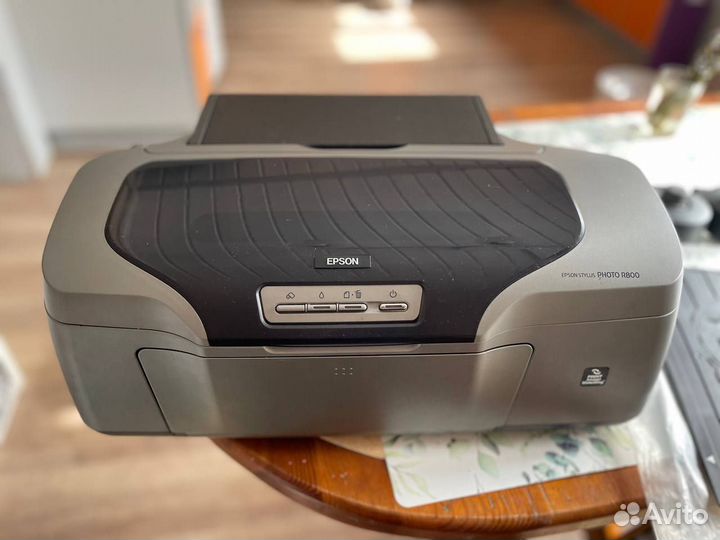 Цветной принтер Epson R800
