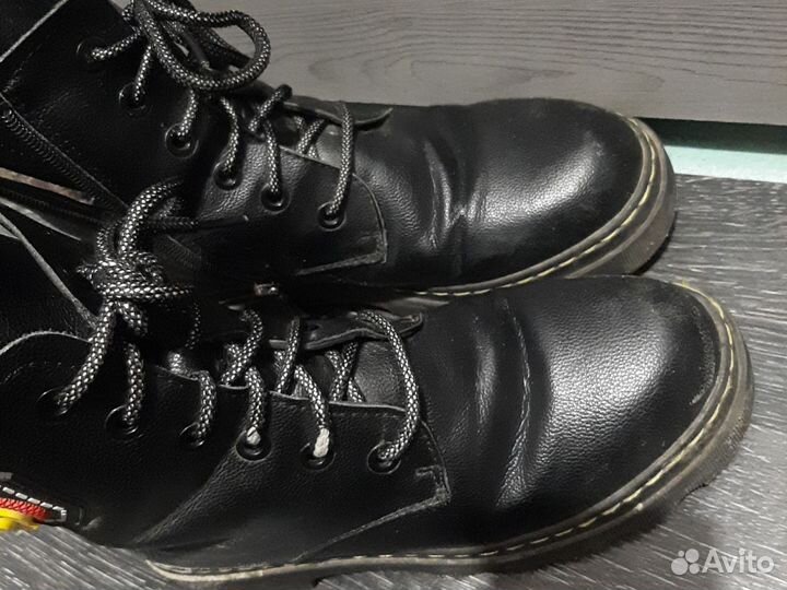Отдам ботинки 40 размер