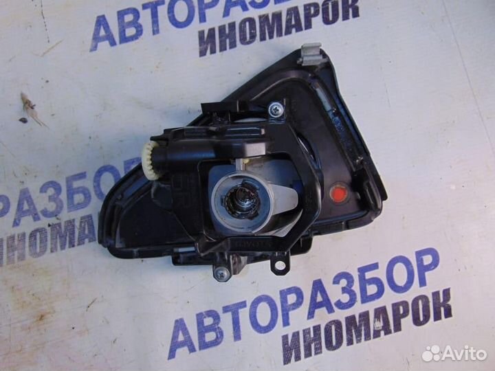 Фара противотуманная правая для Toyota RAV 4 2013