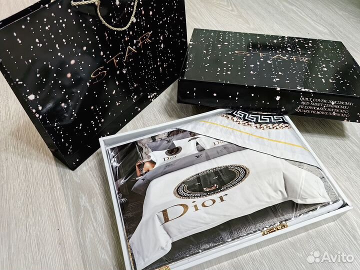 Постельное новое белье евро