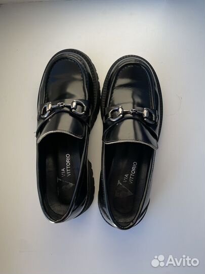 Лоферы / туфли чёрные женские кожаные, 37