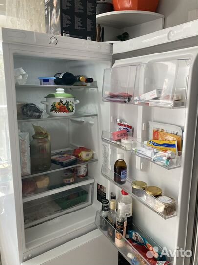 Холодильник indesit