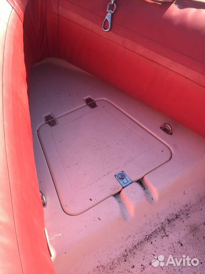 Надувная лодка