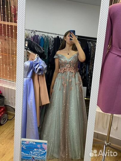 Вечернее платье на выпускной