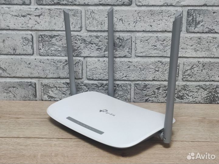 Wi-Fi Адаптер tp-link EC220-G5