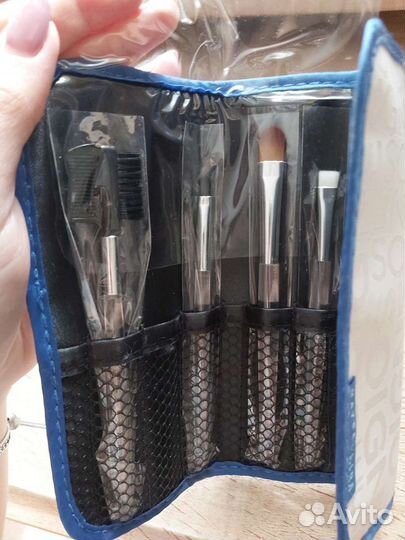 Косметика + кисти