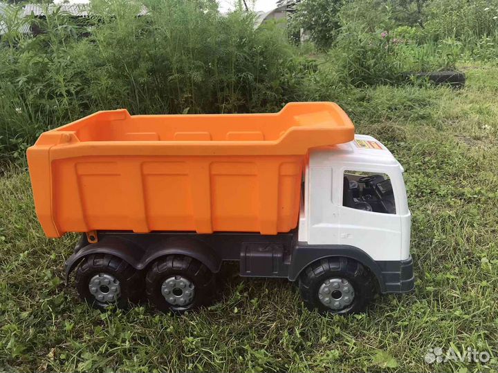 Игрушка грузовик