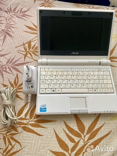Мини ноутбук asus