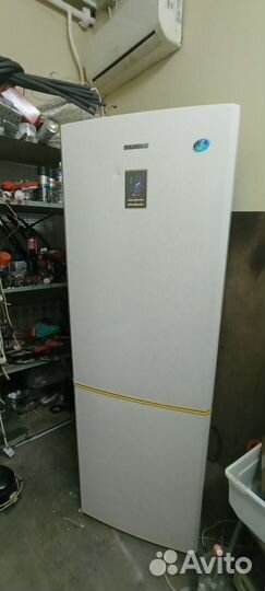 Холодильник samsung NO frost