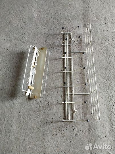 Вешалка настенная