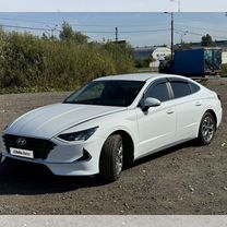 Hyundai Sonata 2.0 AT, 2021, 87 200 км, с пробегом, цена 2 050 000 руб.