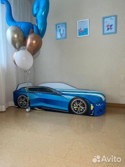 Кровать машинка