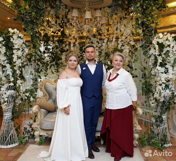 Ведущий Ведущая Тамада